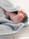 Pehmeä ja laadukas hupullinen pyyhe vauvan tai taaperon suihku- ja kylpyhetkiin.
