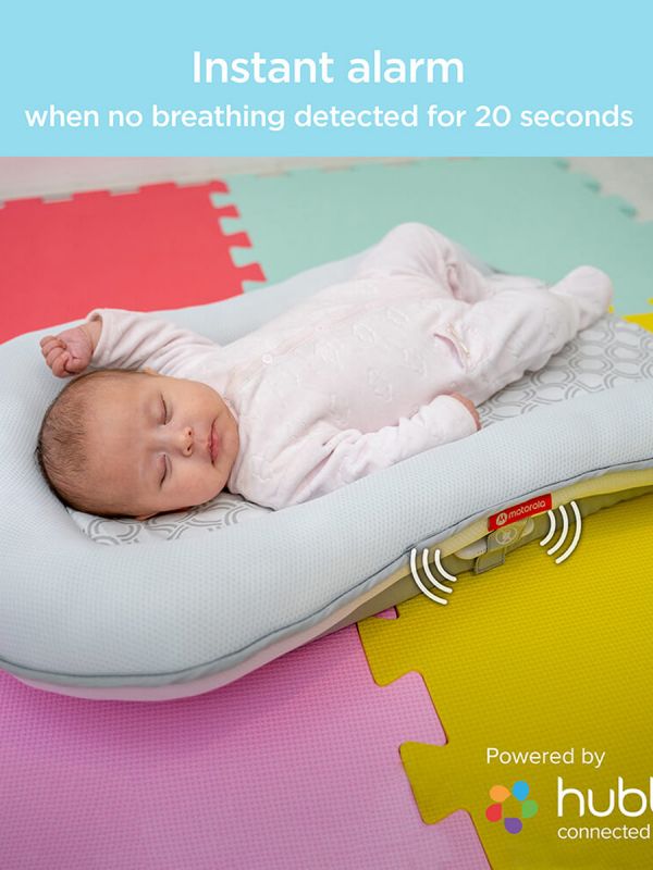 Motorola Comfort Cloud MBP89SN unipesä yhdistettynä kätkythälyttimeen on innovatiivinen vauvanpesä 0–8 kuukauden ikäisille vauvoille, joka seuraa turvallisesti vauvan hengitystä ja sykettä antaen sinulle mielenrauhan lapsesi nukkuessa.