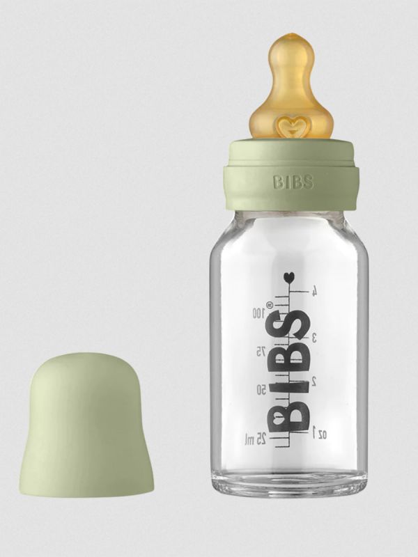 Bibs Baby Glass Bottle lasinen tuttipullo 110ml on suunniteltu vartavasten helpottamaan vauva-arkea. Se on valmisettu borosilikaattilasista, joka kestää suurempiakin lämpötilanvaihteluita ja on erittäin kestävä.