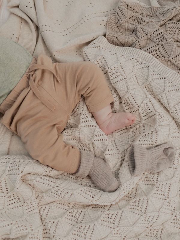 BIBS Wavy Knitted Blanket vauvan torkkupeitto, vaalea beige