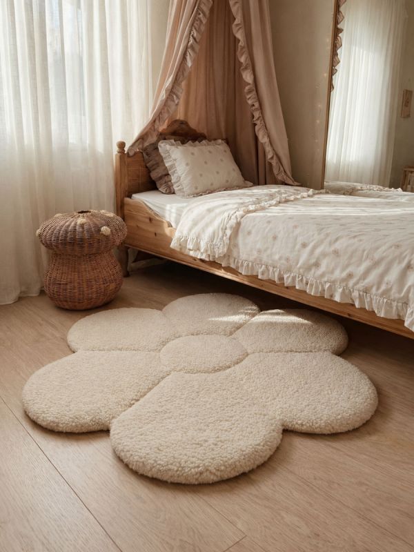 Daisy Flower leikkimatto vauvalle ja lastenhuoneeseen