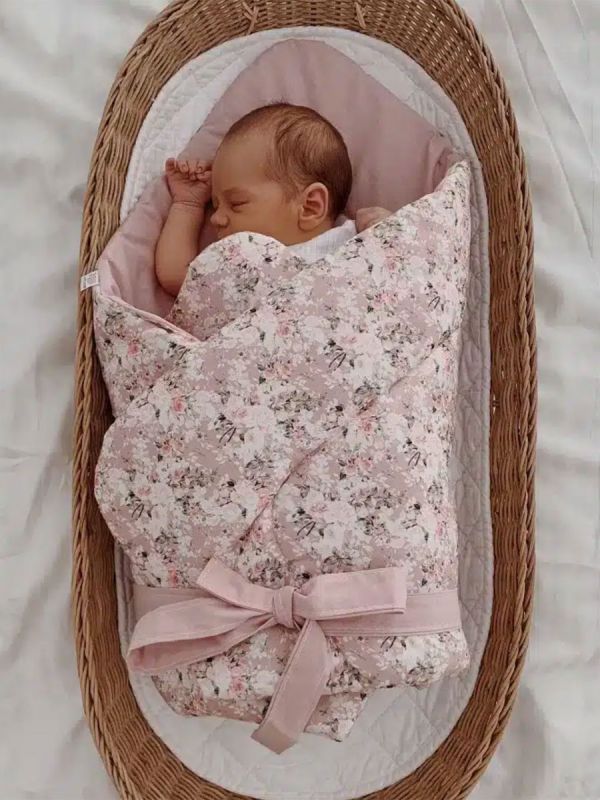 Dusty Rose vauvan kapalo – pehmeä ja hengittävä baby wrap vastasyntyneelle