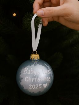 Joulupallo Baby’s First Christmas 2025 – vauvan ensimmäinen koriste, sininen