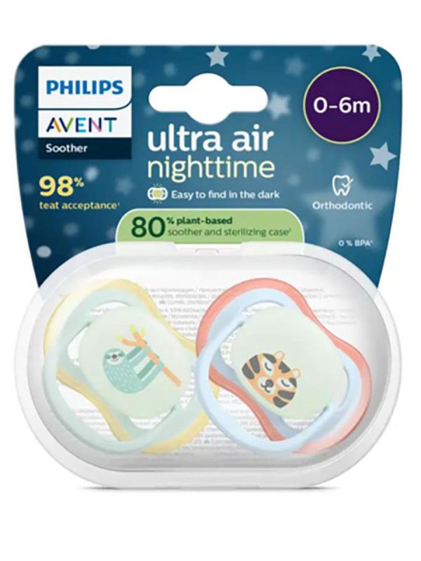 Philips Avent Ultra Air Night on hengittävä yötutti 0–6 kk vauvalle. Pimeässä hohtava nuppi helpottaa tutin löytämistä yöllä. 2 kpl, sininen/minttu.