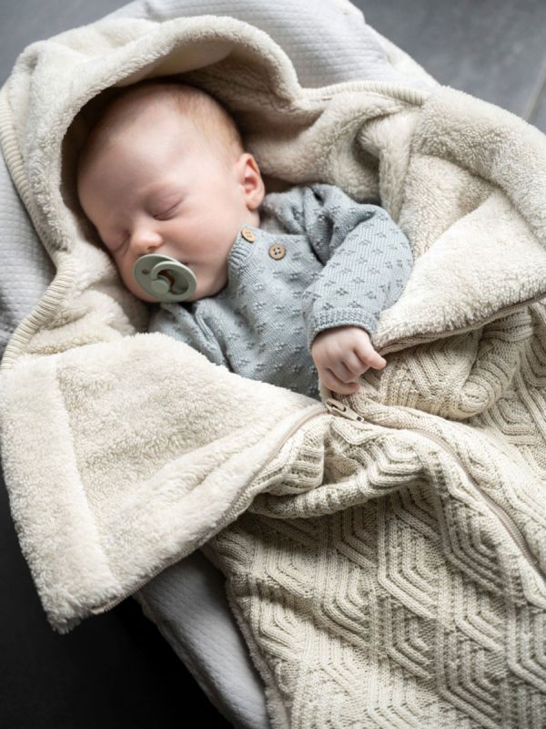 Sierra lämpöpussi vauvan turvakaukaloon 0+ – Warm linen