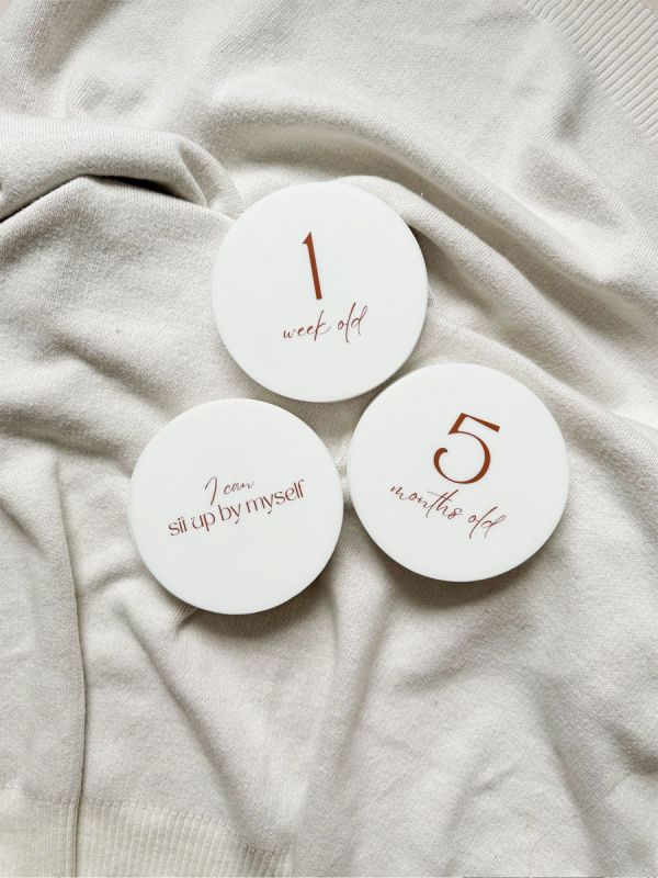 Silikoniset kuukausikortit vauvalle – ensimmäisen vuoden muistoihin
