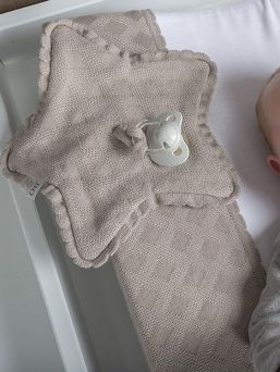 Baby’s Only Reef vauvan uniliina, jossa pidike tutille, urban taupe