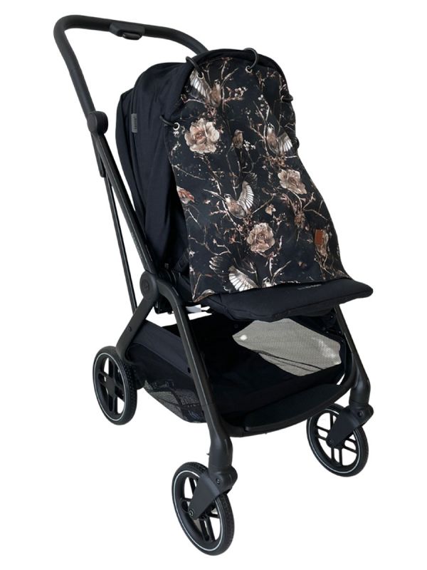 Vaunuverho, heyday black