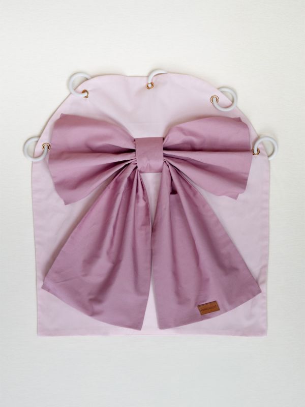 Vaunuverho, Lullabow roosa