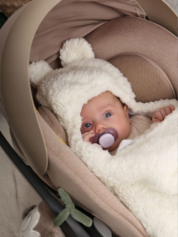 Vauvan turvakaukalon lämpöpussi – Lamb & Cute Teddy Bears
