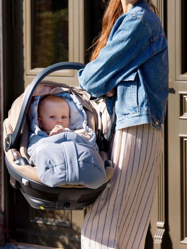 VOKSI - Move Light lämpöpussi vauvalle – turvallinen turvakaukaloon, Misty Blue