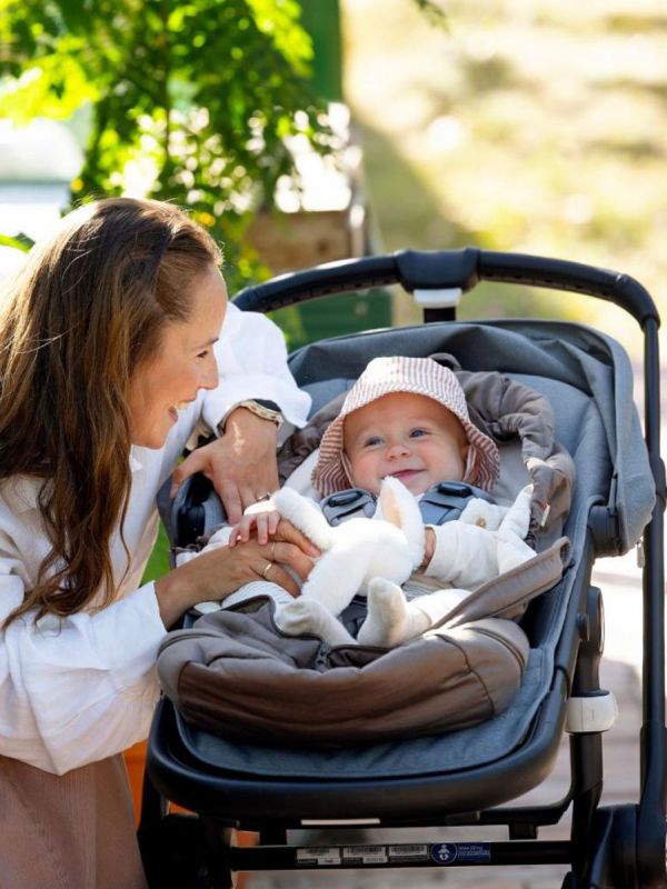 VOKSI - Sky Light kevyt lämpöpussi 0–4v, Walnut