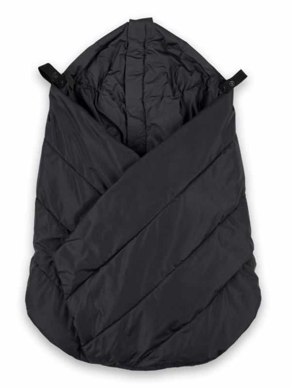 Voksi Carrier Cover – Kantorepun lämmin tuulisuoja vauvalle, Black