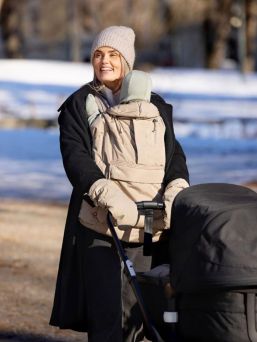 Voksi Carrier Cover – Kantorepun lämmin tuulisuoja vauvalle