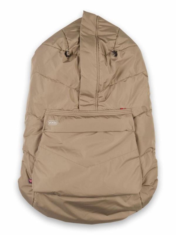 Voksi Carrier Cover – Kantorepun lämmin tuulisuoja vauvalle, Dark Sand