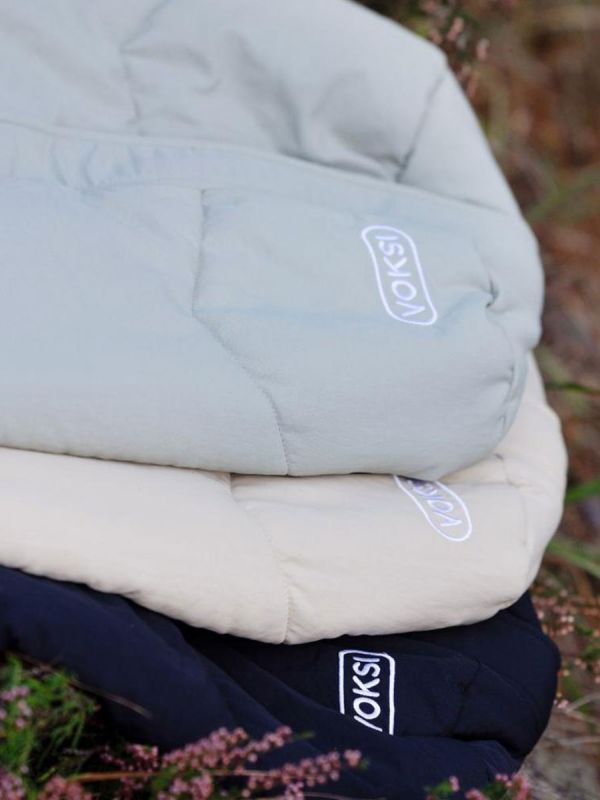 VOKSI - Move light kevyt lämpöpussi kevät/kesä -26, Meadow Green