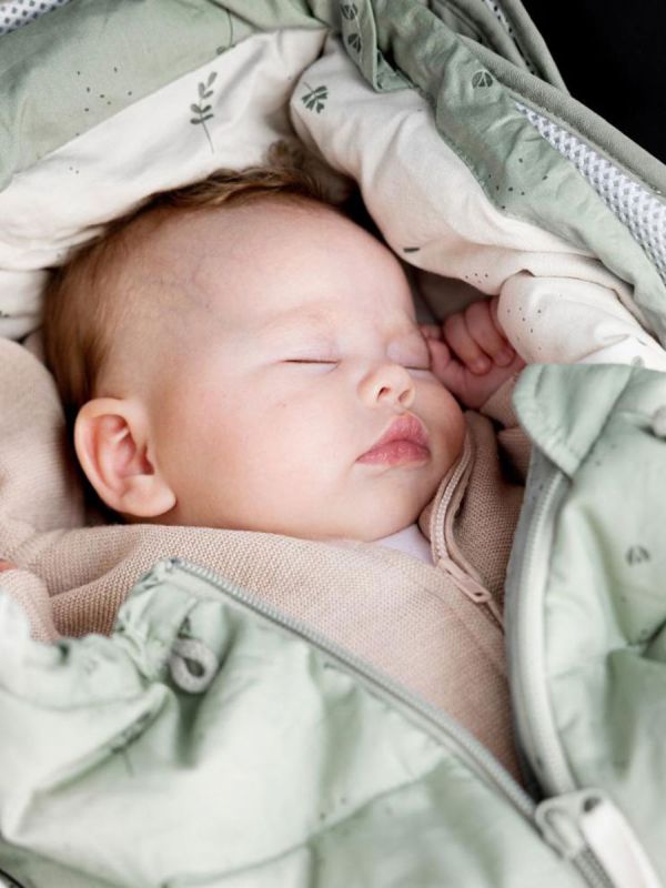 VOKSI - Sky Light kevyt lämpöpussi turvakaukaloon, rattaisiin ja vaunuihin 0–4v, Misty Green