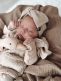 Babystyling Ruffle body Rib Sand