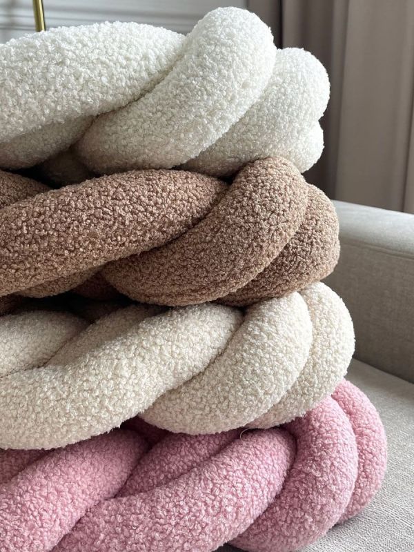Bouclé Palmikko reunasuoja pinnasänkyyn ja juniorisänkyyn - Light Beige