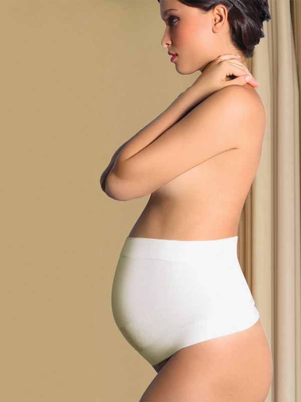 Cache Coeur raskausvyö tarjoaa tukea ja mukavuutta raskauden aikana. Vyö on saumaton eikä jätä ikäviä painaumia.