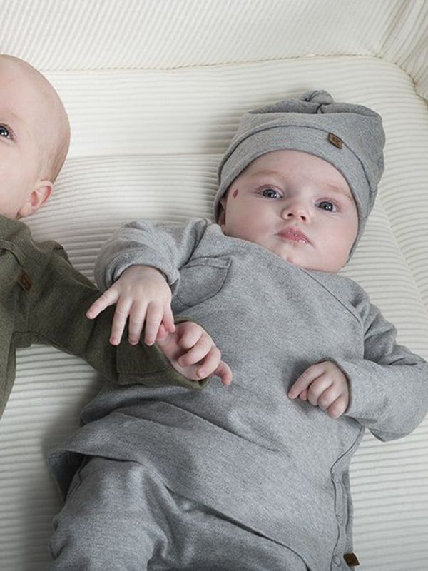 Baby´s Only luomupuuvillainen vauvan myssy on joustava ja pehmeä. Myssy pitää pienen vauva pään lämpöisenä.
