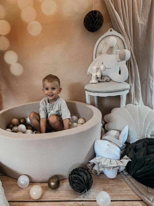 Pehmeä pallomeri + pallot (valitse värit), beige