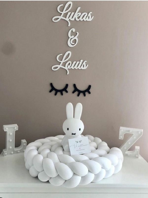 Pinnasängyn palmikko reunapehmuste – käsintehty, Velvet White